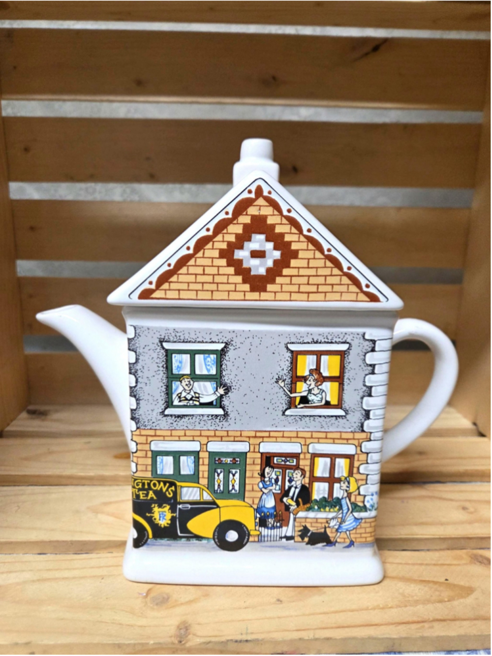 Vintage Wade Ceramics Higton's Tea House Teapot 1994 Ceramic Teapot |